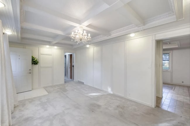 Photo - Beautiful 3-Bed 1.5-Bath House in Waterloo