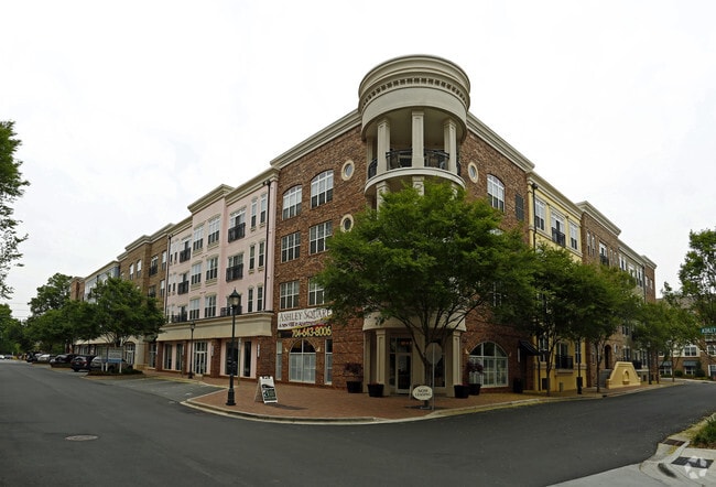 Live Oak Apartments LLC Ashley Square