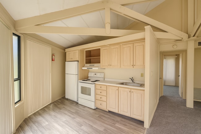 Photo - Charming 2-Bed, 2-Bath Treehouse in Haines City- Cozy 800 Sq. Ft. Haven!