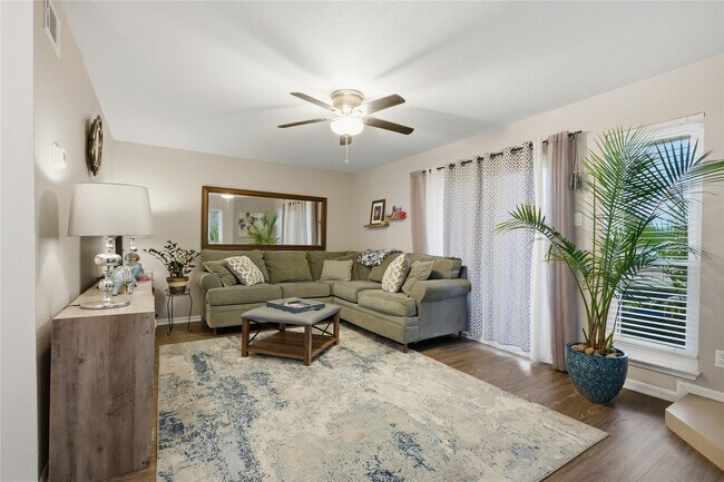 Photo - 18617 Egret Bay Blvd Unidad 1101