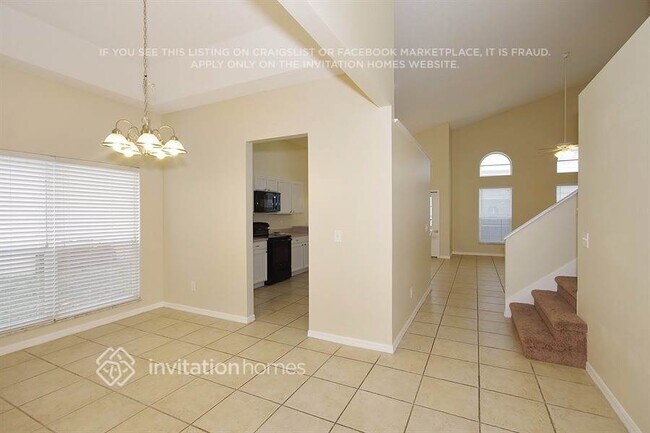 Photo - 422 Downing Cir