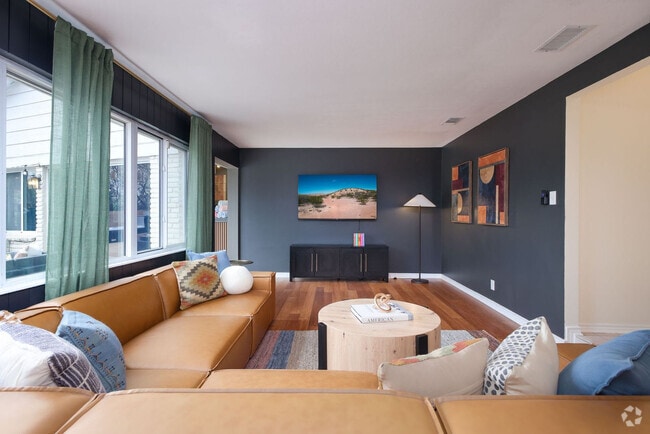 Building Photo - 6605 Countess Adria St Rental