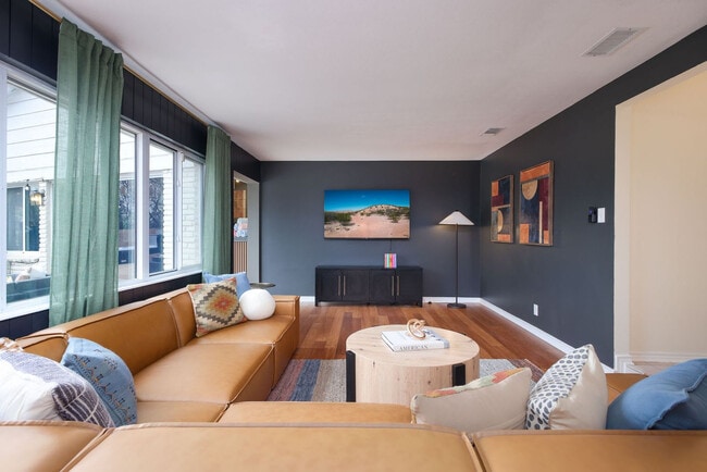 Building Photo - 6605 Countess Adria St Rental