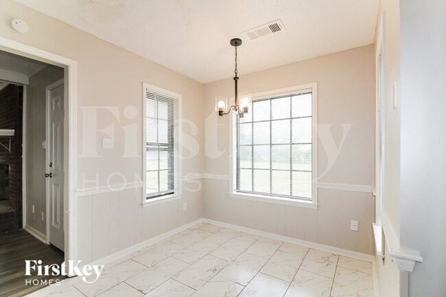 Photo - 1459 Haverwood Ave