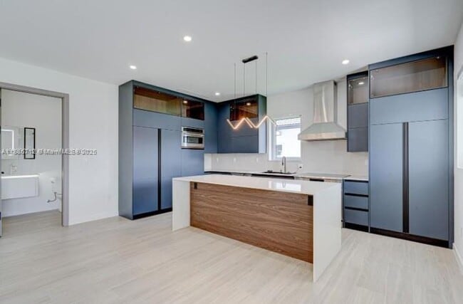 Photo - 3900 SW 137th Ct