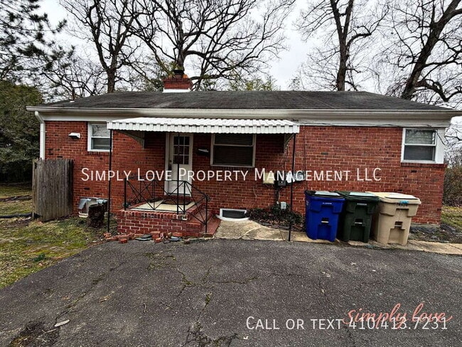 Building Photo - 4526 Albion Rd