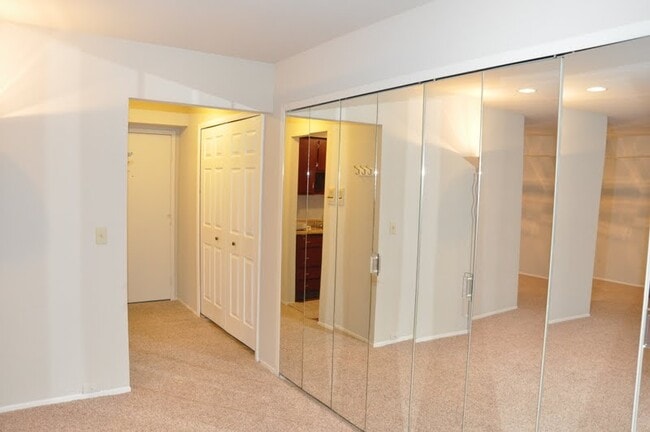 Photo - 30042 W 12 Mile Rd Unit 55