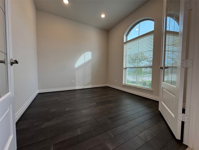 Photo - 10323 Granite Ct