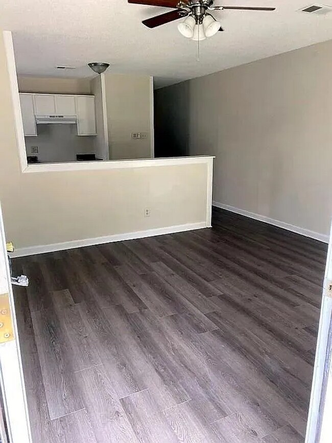 Photo - 308 Gannt St Unit 308 GANNT B