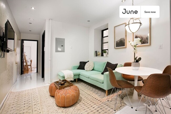 Photo - 320 Manhattan Ave