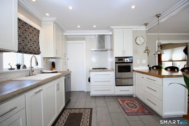 Photo - 25 Center Terrace