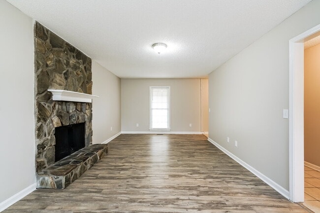 Photo - 216 Windmill Dr