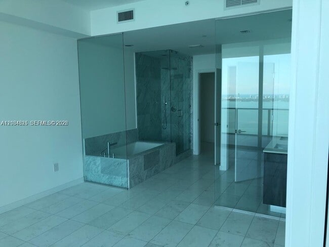 Photo - 480 NE 31st St Unit 3902