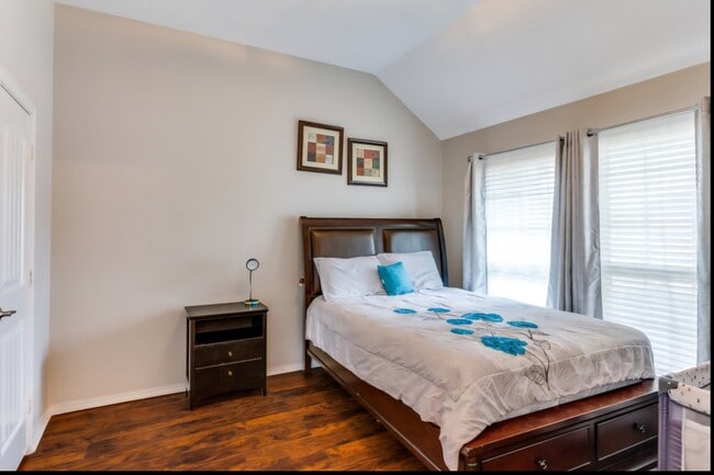 Photo - 1105 Jake Cir