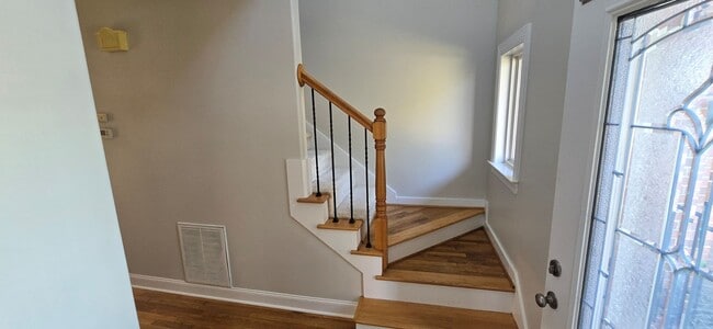 Photo - Beautiful 4 bedroom 3.5 bath near Clemmons