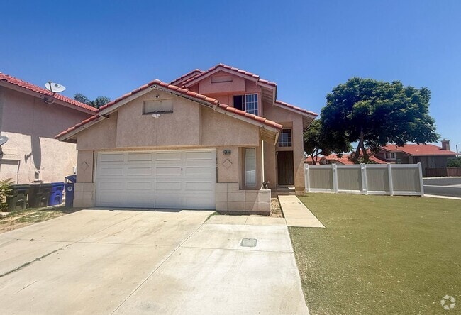 Building Photo - 15488 Aveiro Rd Rental