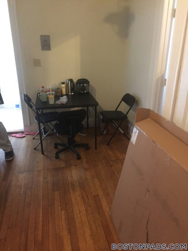 Photo - 58 Queensberry St Unit 17