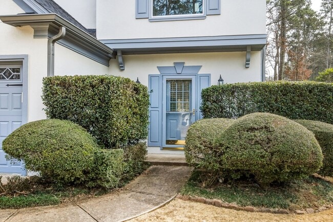 Photo - Spectacular John's Creek Traditional