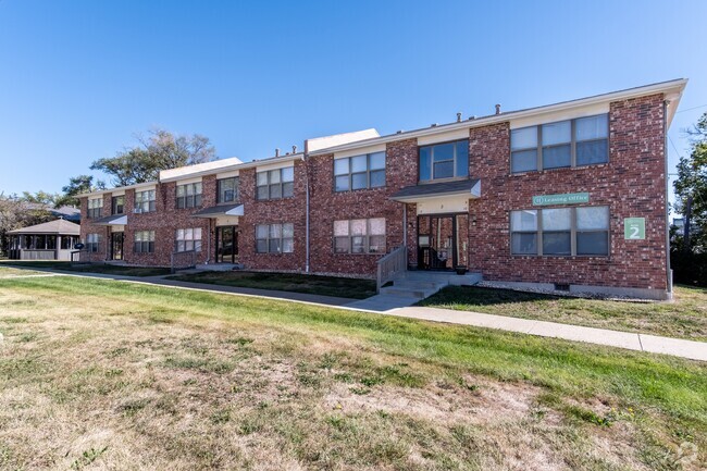 Building Photo - Hillside Apartments