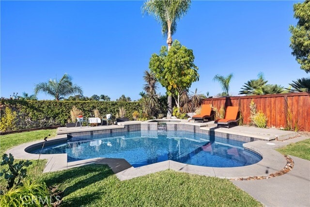 Photo - 25671 Cresta Loma