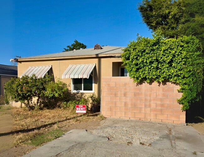 Building Photo - 865 N Glassell St Rental
