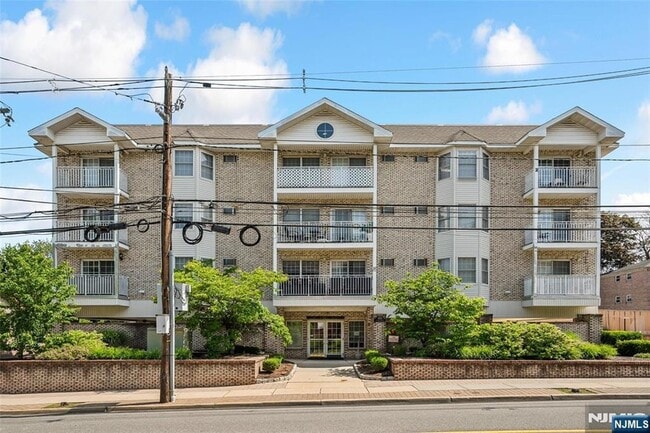 Photo - 420 Passaic St Condo Unit 2H
