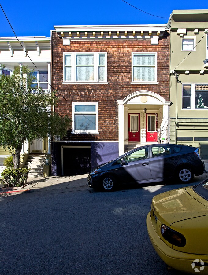 Photo - 36-38 Alma St Apartments