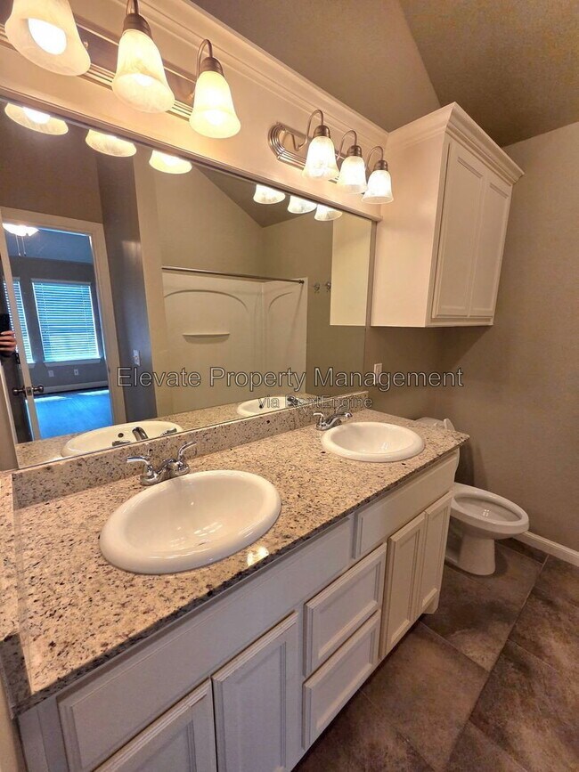 Photo - 2210 Starwood Wy