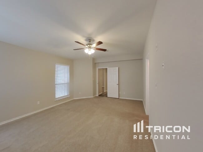 Photo - 9039 Thomas York Blvd