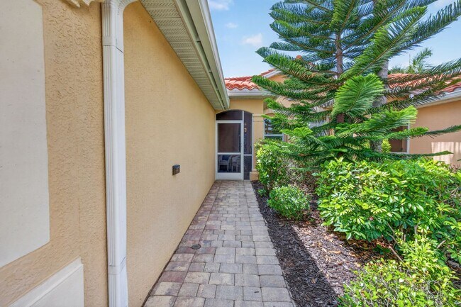 Photo - 14214 Manchester Dr