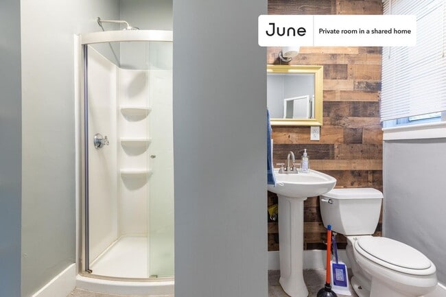 Photo - Room in Shared 6 bed/2 bath home Unidad E