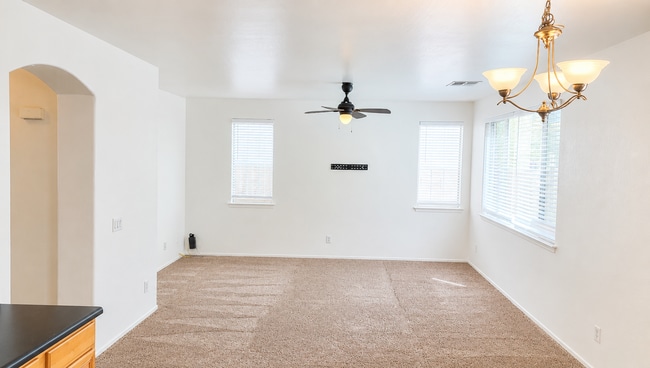 Photo - 3873 E Bridgeport Pkwy
