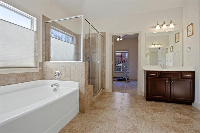 Photo - 1194 Composer Ln