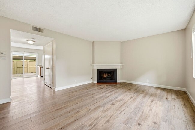 Photo - Spacious Two Story Townhome in Woodbridge