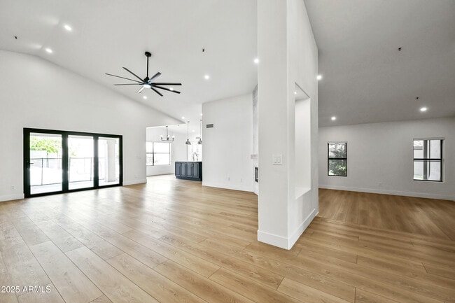 Photo - 12810 E Yucca St