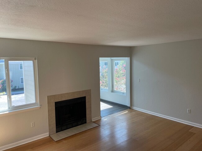 Photo - Mt Pleasant Aprtment