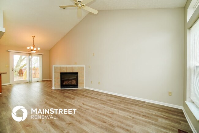 Photo - 6518 Whims Rd