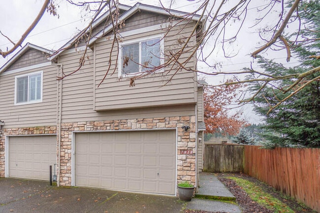 Photo - THREE BEDROOM TOWNHOME IN HAZEL DELL