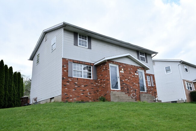 Photo - 1823 Koran Ave NW