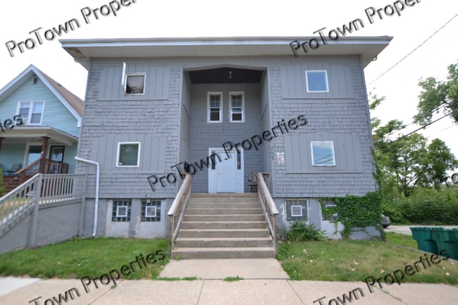 Building Photo - 107 Arizona Ave Unit 1S