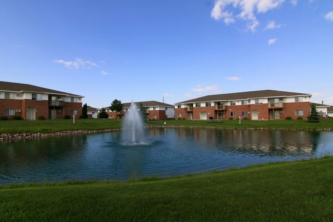 Pond - Lamplight Phase I Rental