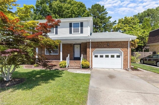 Photo - 703 Sir Walter Cir Townhome