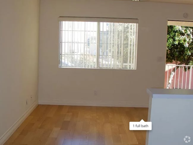 Building Photo - 2408 Florencita Ave Unit 2408 Rental