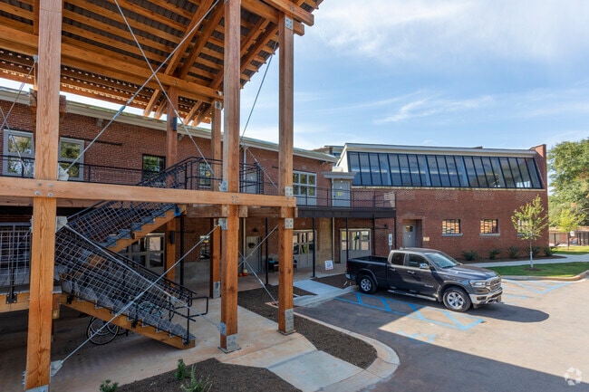 Photo - The Elements West