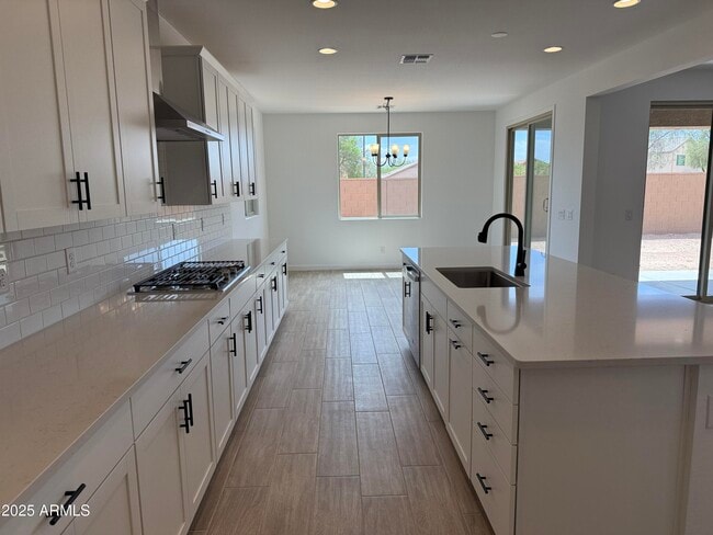 Photo - 40563 W Michaels Dr