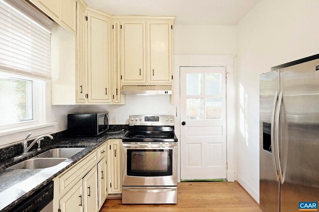 Photo - 201 Cleveland Ave