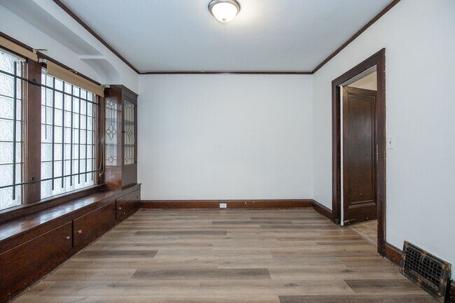 Photo - 4 BED, 1 BATH BEAUTIFUL SINGLE-FAMILY HOME IN CLEVELAND!