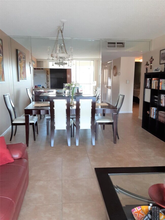 Photo - 777 S Federal Hwy Unit L302