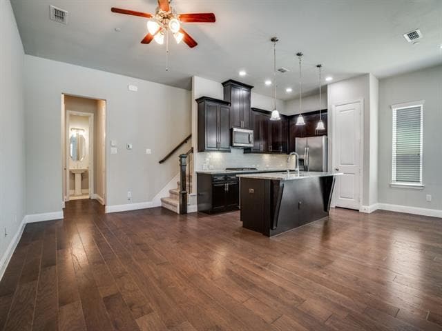 Photo - 6120 Rilla St