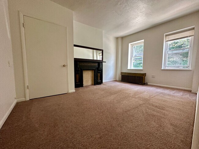 Photo - Super Spacious Three Bedroom on Bates Stre... Unit 77#1